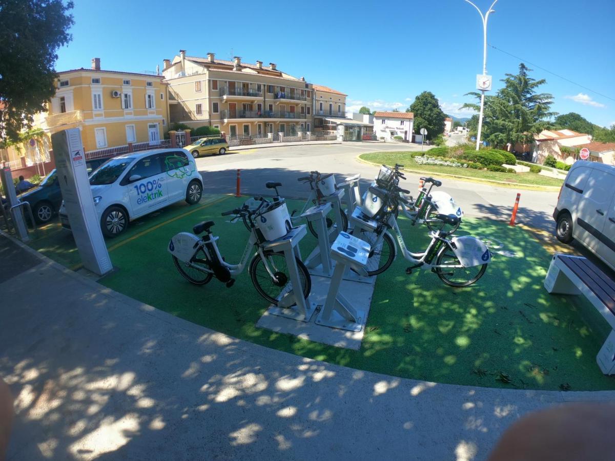 Apartmani Majetic Omišalj Exterior foto